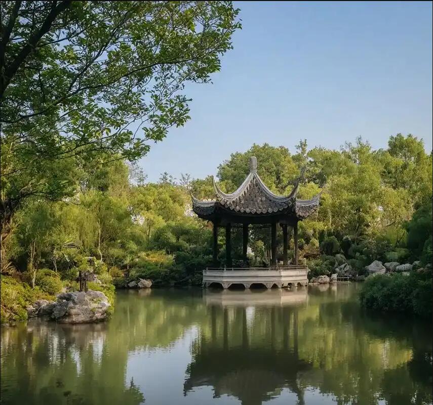 头屯河区现实餐饮有限公司